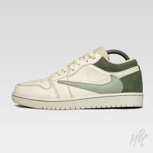 Gealterter Olive Reverse Swoosh - Jordan 1 Low Custom