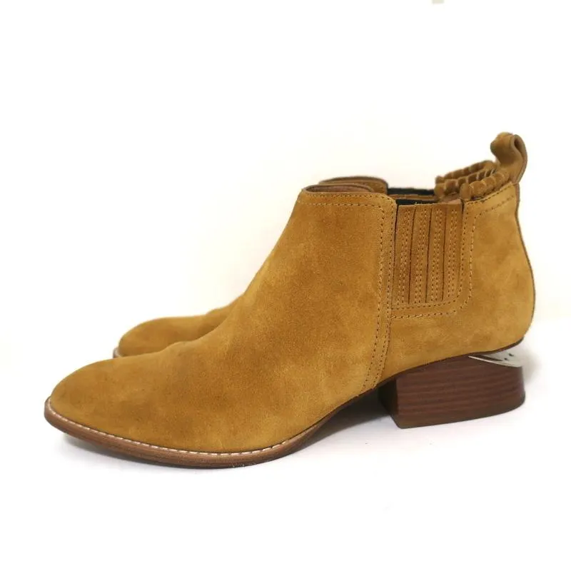 Alexander Wang Kori Stiefelette Ocker Wildleder Größe 38.5 Chelsea Bootie mit Ausschnitt an der Ferse