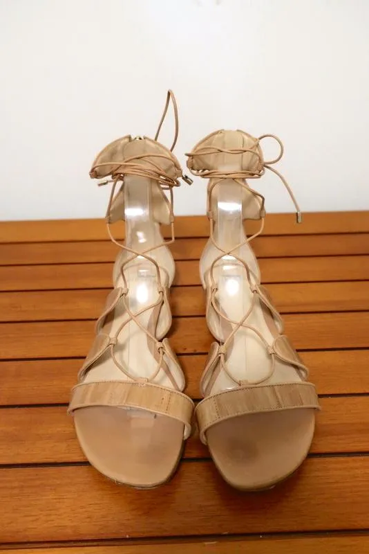 Alexandre Birman Gladiatoren-Sandalen Beige Aalhaut Größe 38,5 Schnürung Flach