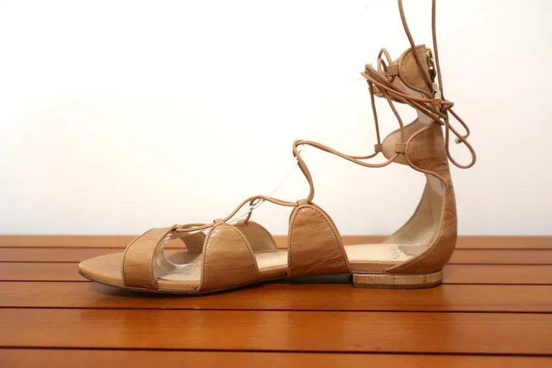 Alexandre Birman Gladiatoren-Sandalen Beige Aalhaut Größe 38,5 Schnürung Flach