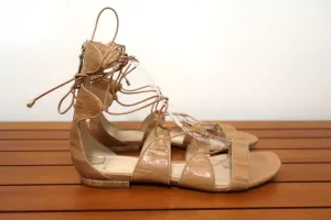 Alexandre Birman Gladiatoren-Sandalen Beige Aalhaut Größe 38,5 Schnürung Flach