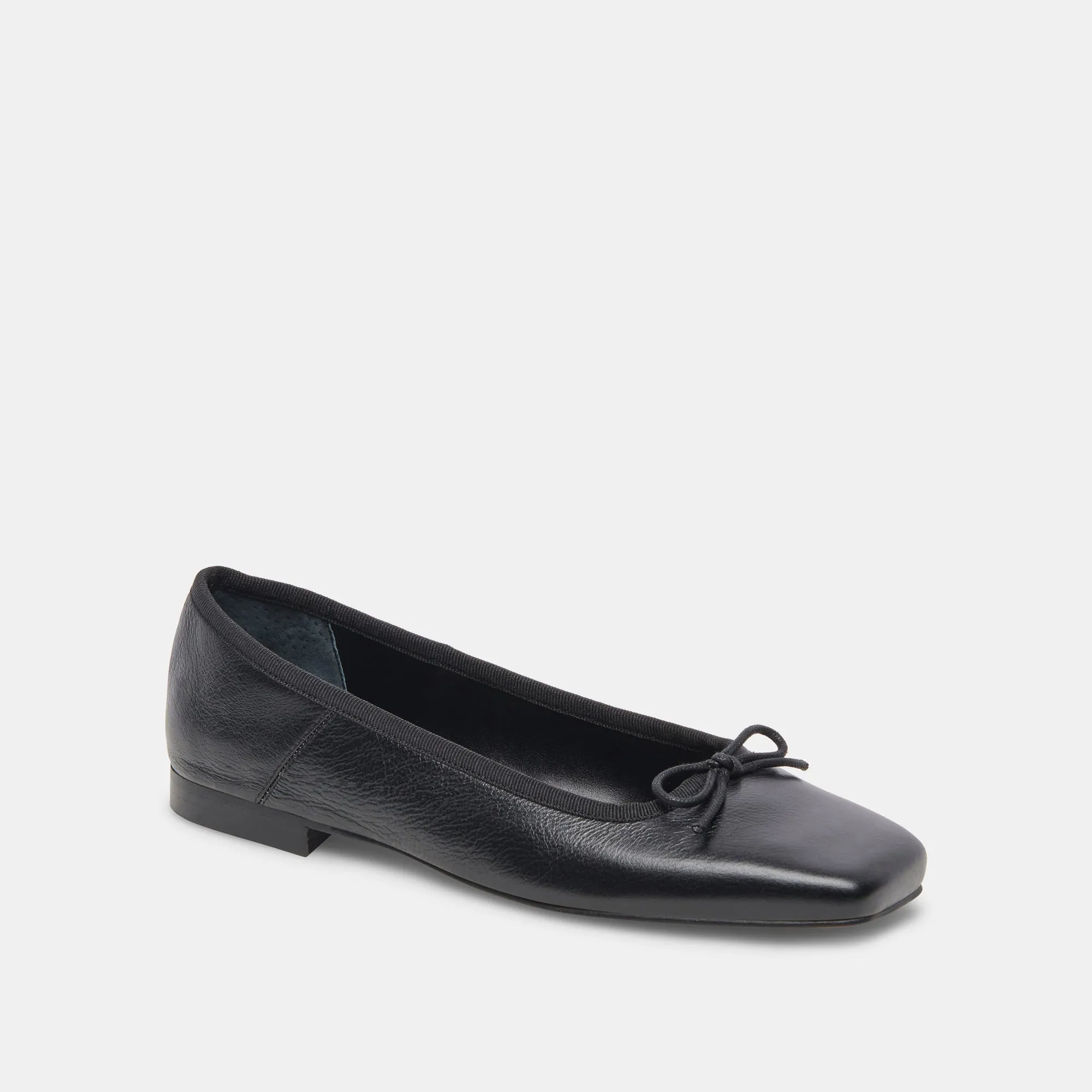 ANISA BALLERINAS AUS SCHWARZEM LEDER