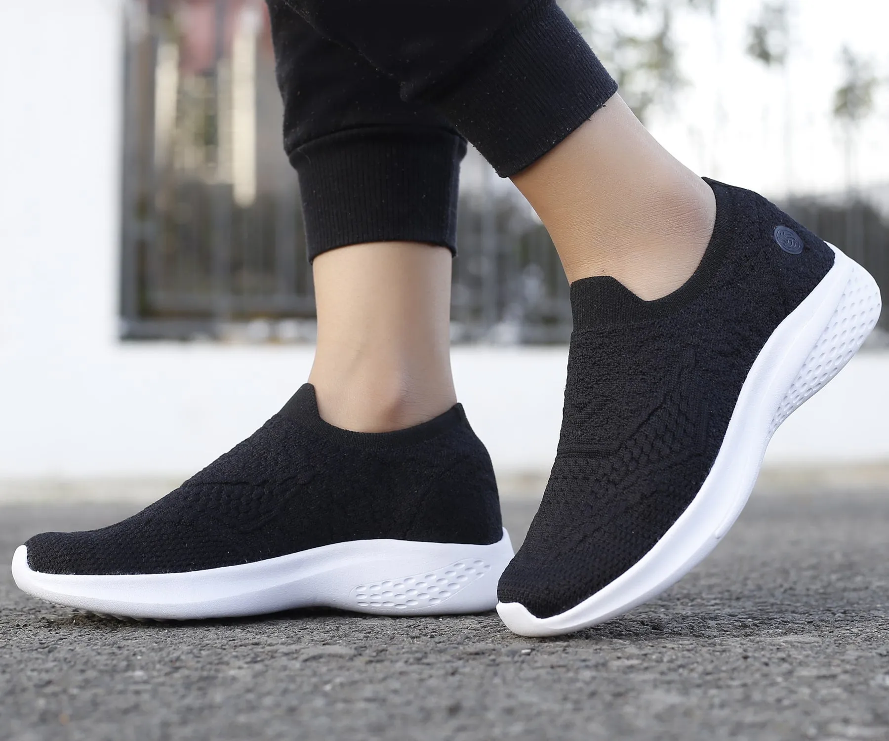 Bacca Bucci Damen WALKER Schlupf-Schuhe Atmungsaktive Mesh-Sportschuhe Sneaker