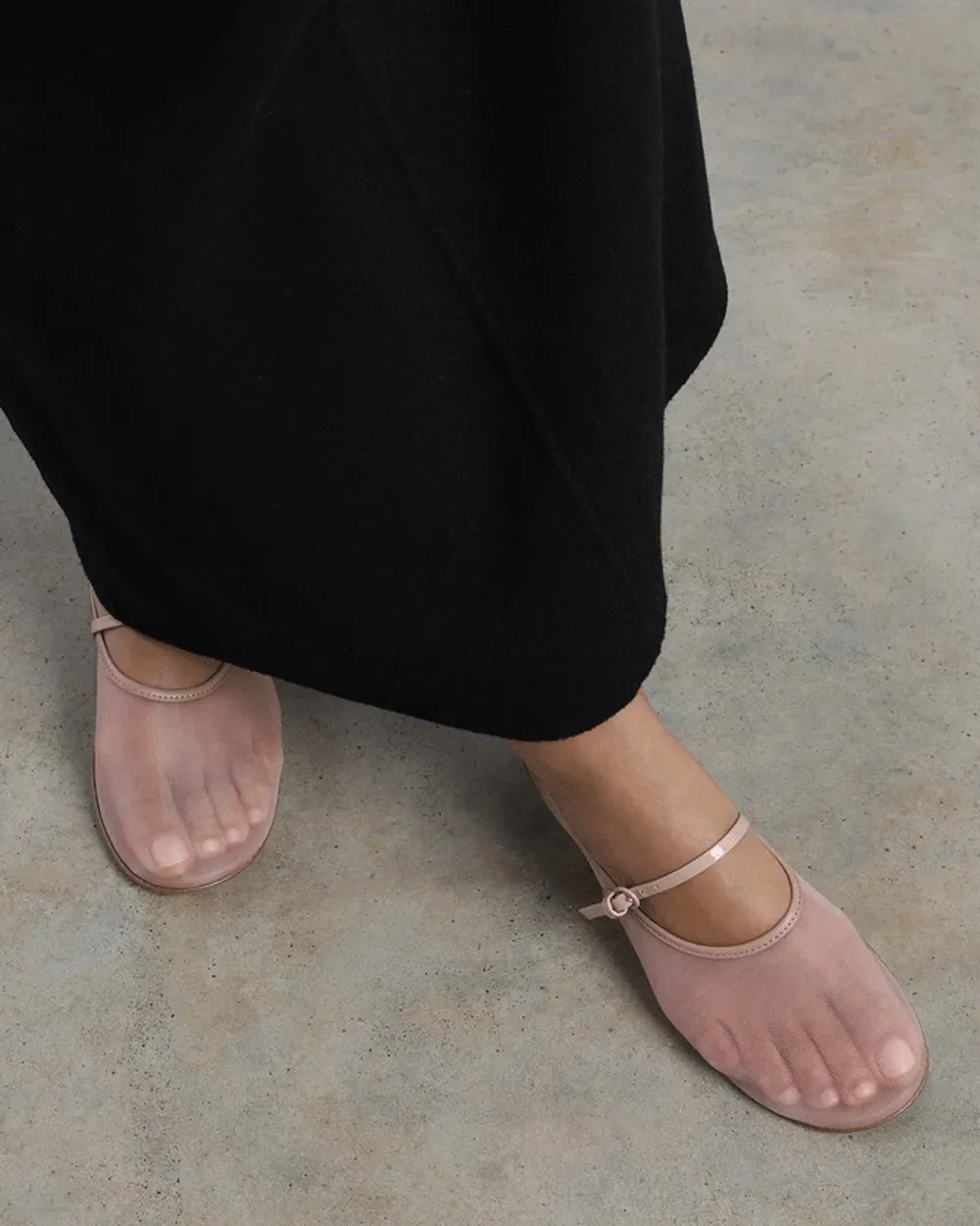 Ballett-Mesh-Flachschuh mit Riemchen in Nude