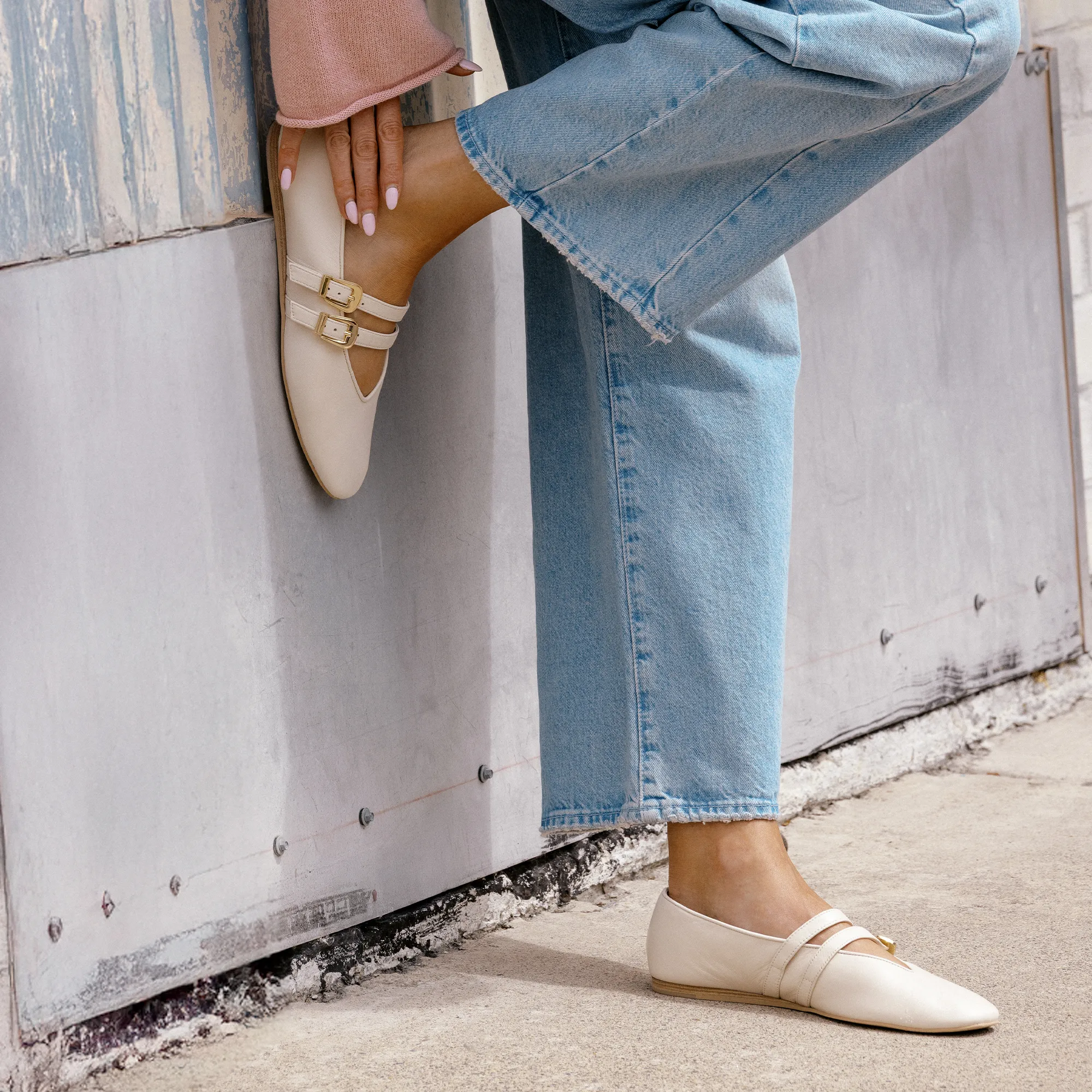 BAYLEE BALLETTFLATS IN ELFENBEIN LEDER