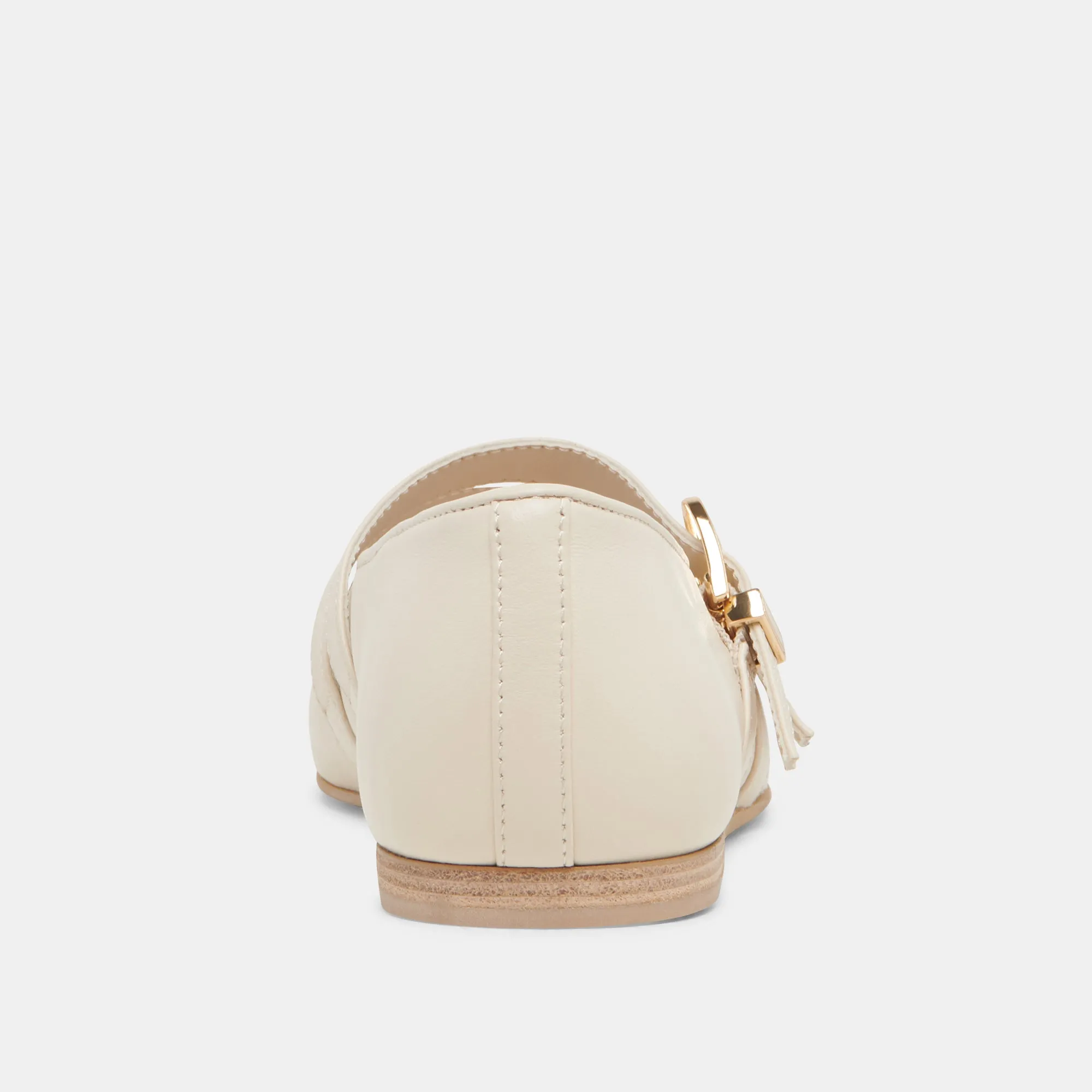 BAYLEE BALLETTFLATS IN ELFENBEIN LEDER