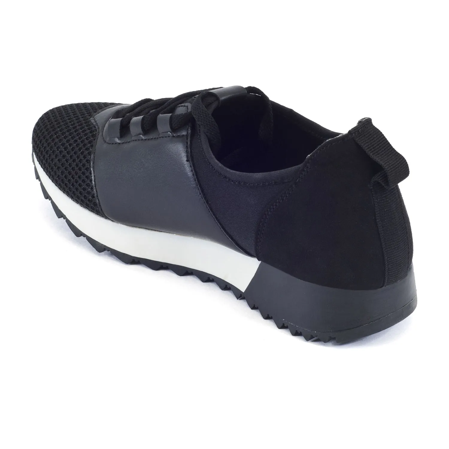 Schwarze Schnür-Mesh-Turnschuhe
