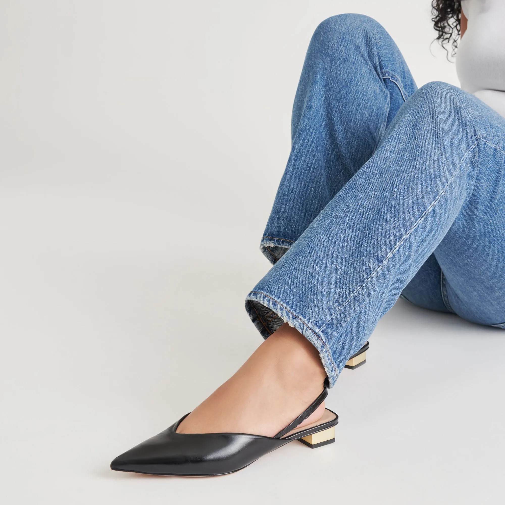 BYANCA FLATS SCHWARZES LEDER
