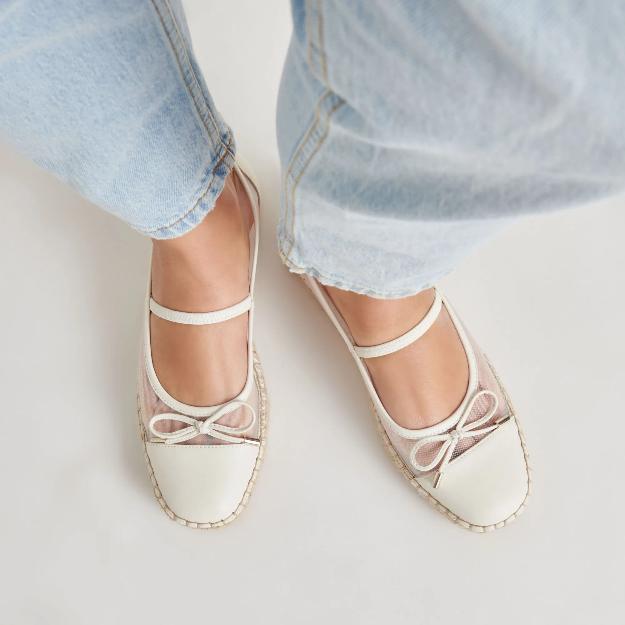 CAMBRE BALLETTFLATS WEIßES MESH