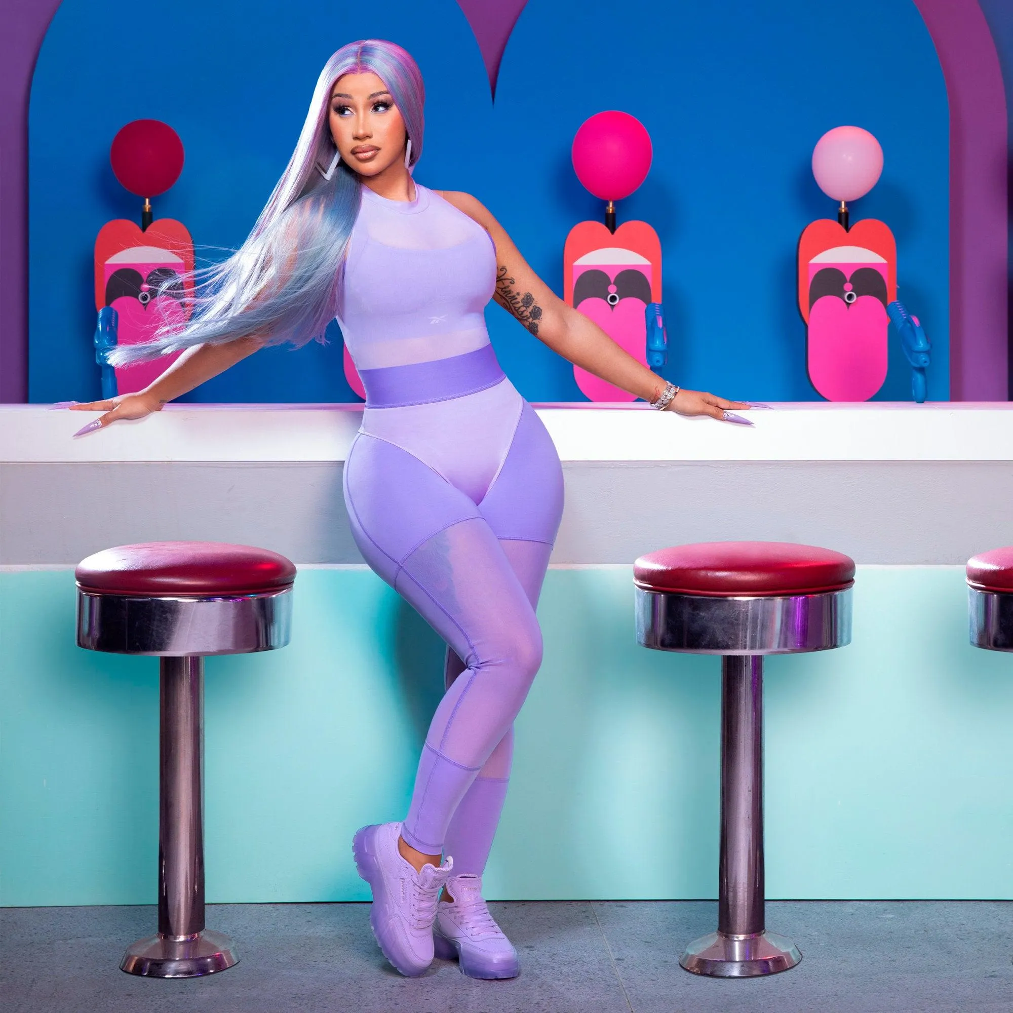Cardi B Club C 'Knackiges Lila'