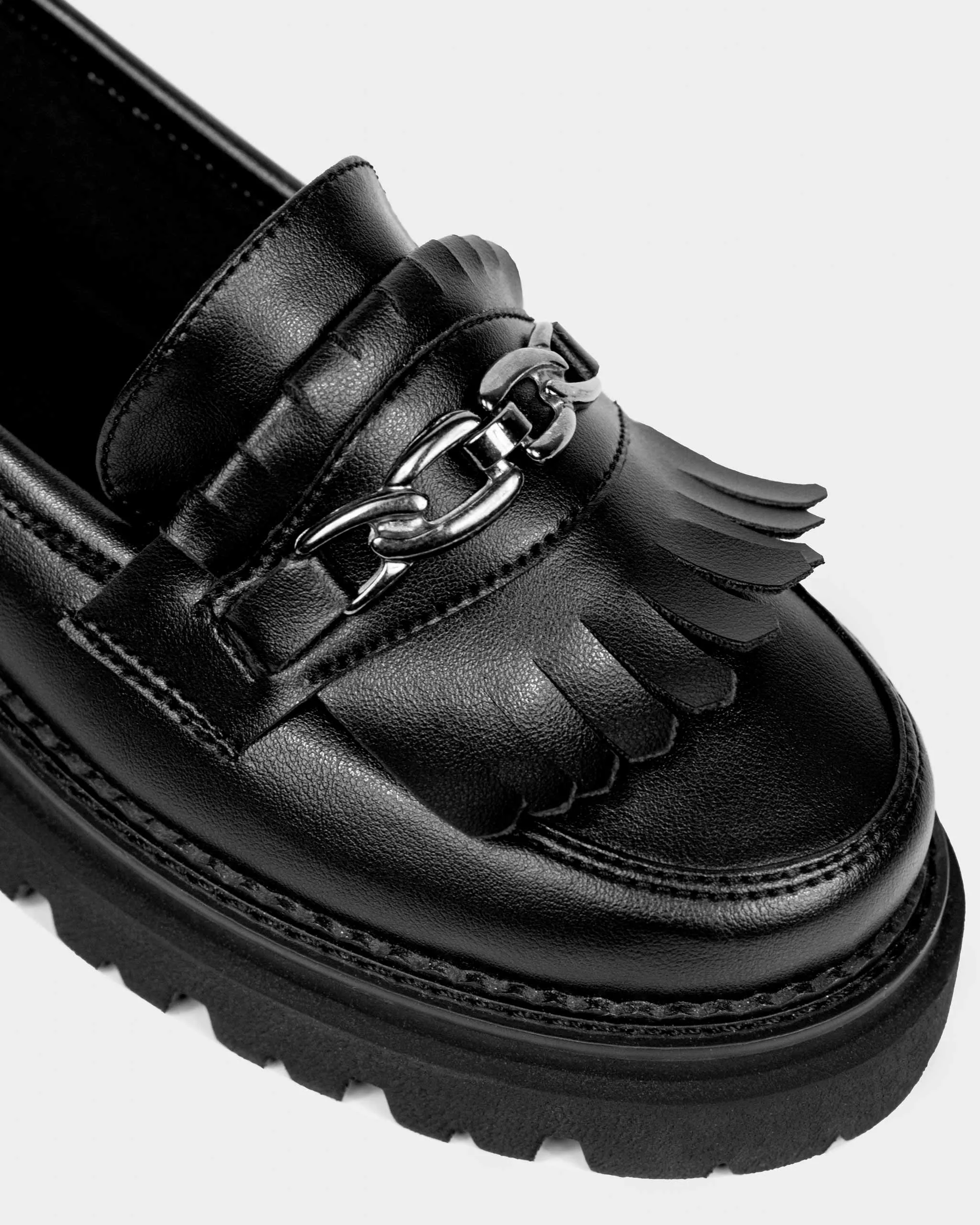 Dicke Traubenleder-Vegan-Loafer | Schwarz