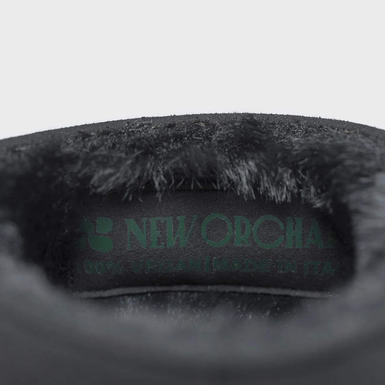 Klassische Crystal Unisex Vegane Kunstpelz gefütterte Stiefeletten | Mehrere Farben