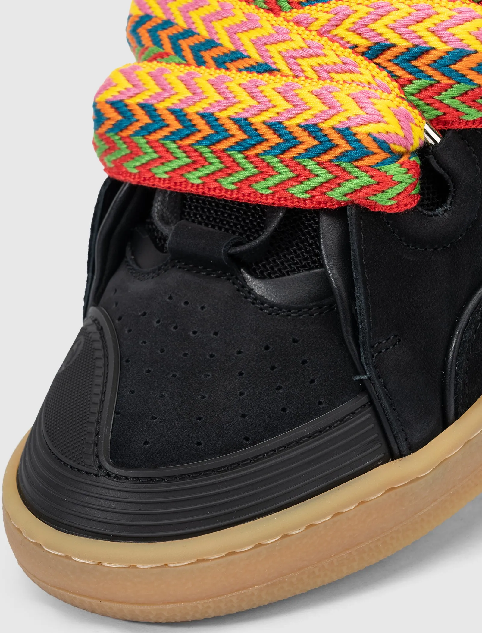 CURB SNEAKER