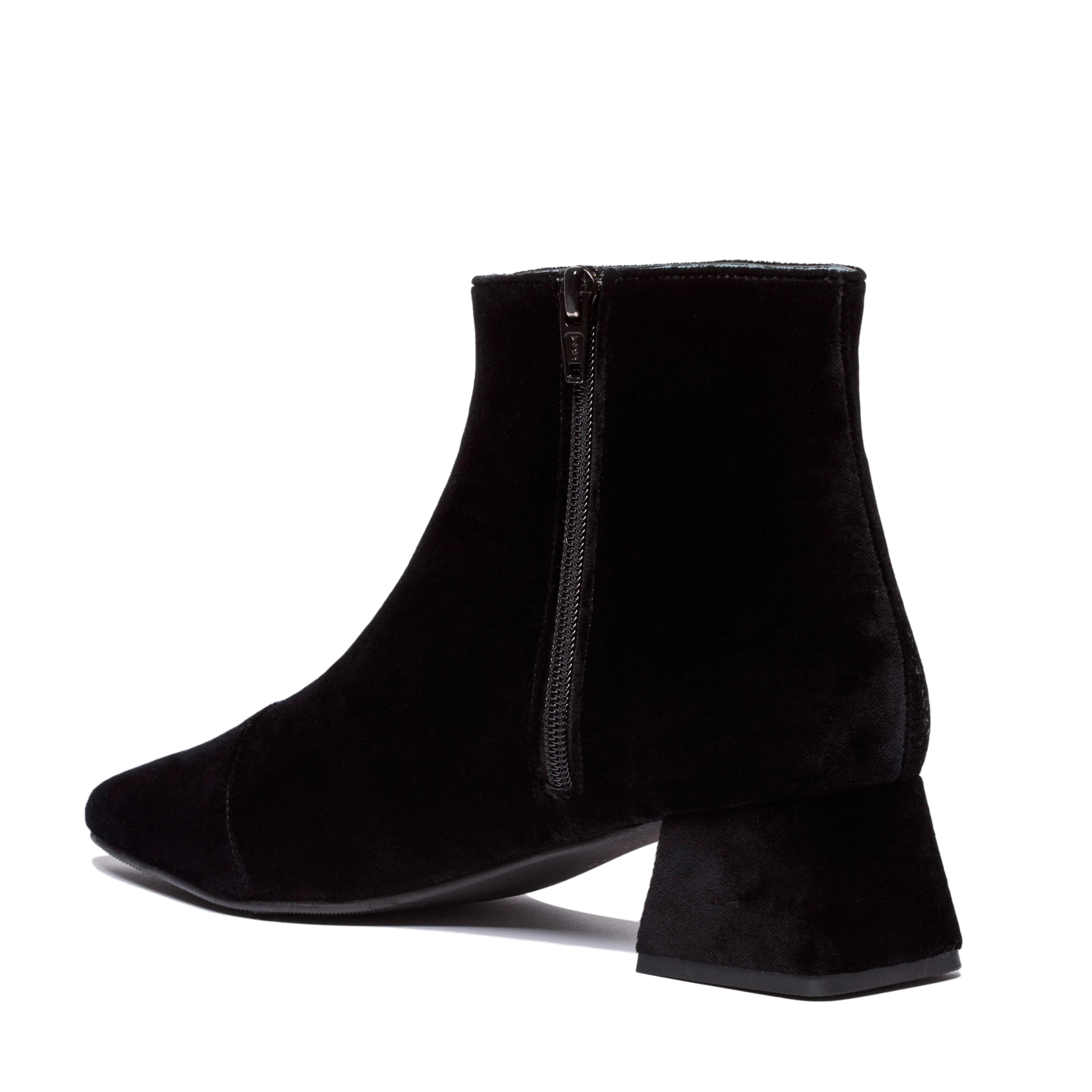 Dahlia Vegan Velvet Knöchelstiefel | Schwarz