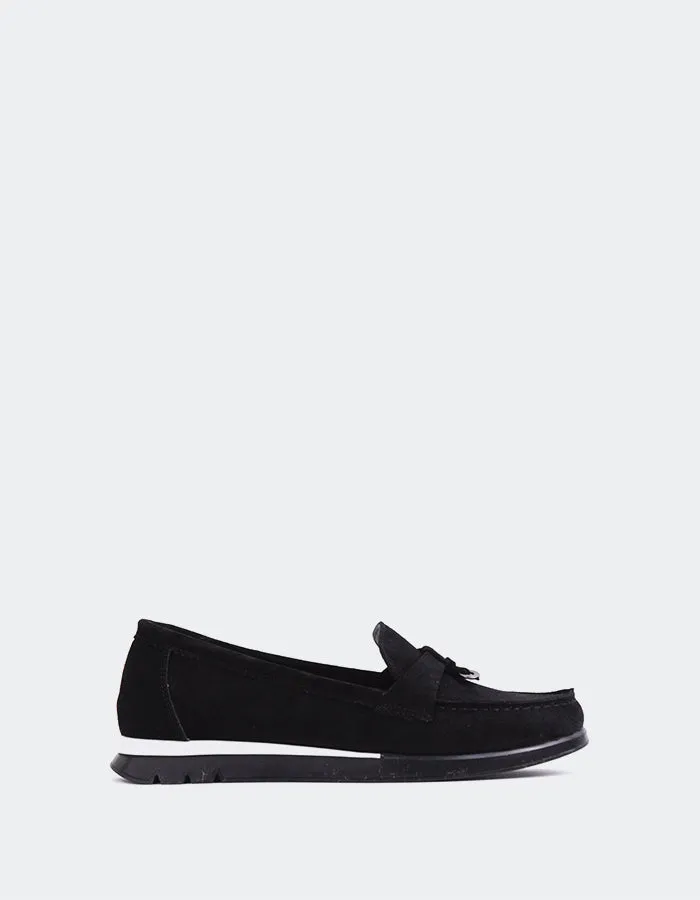 Everlane Wildleder in Schwarz