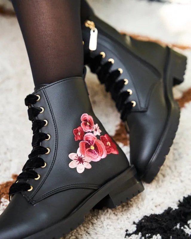 Fantasy Recycelte Getreide-Leder Vegane Stiefel | Schwarz