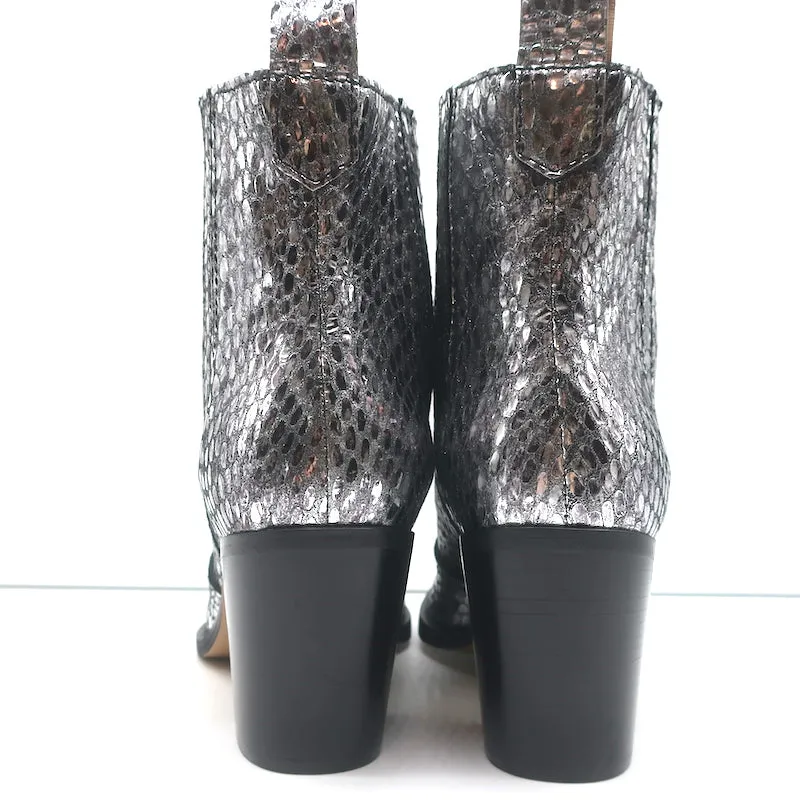 Ganni Callie Western Chelsea Stiefel Silber Metallic Schlangenprägung Leder Größe 39
