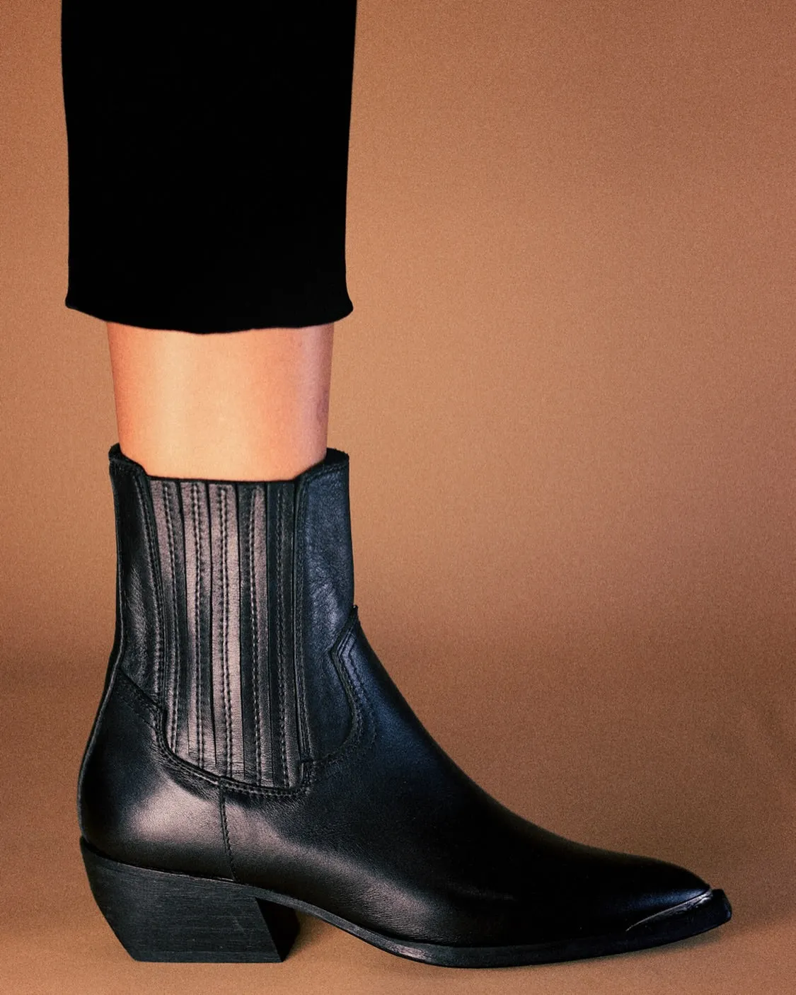 Jolene Western-Stiefel in Schwarz von Bhava