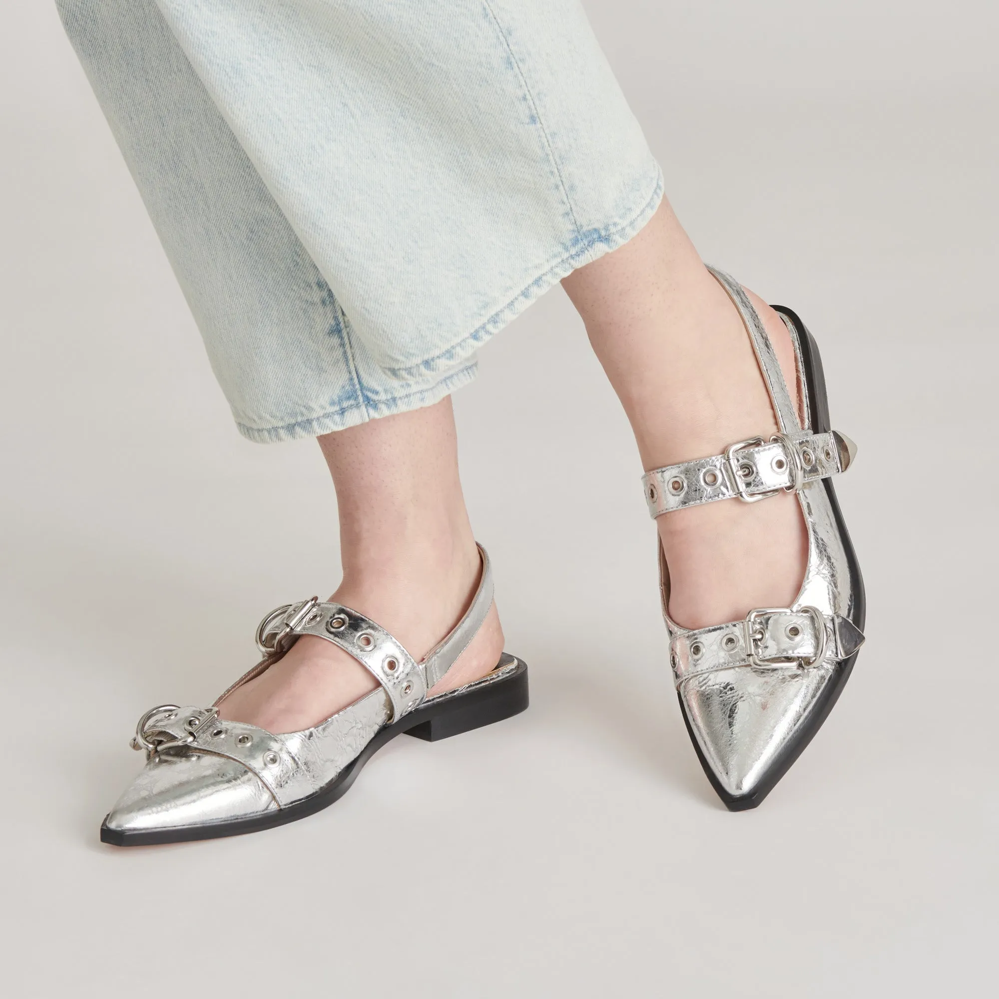 LABELL FLATS SILBER ANTIKE LEDER