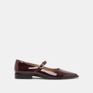 LARGO FLATS CRANBERRY GLANZLEDER