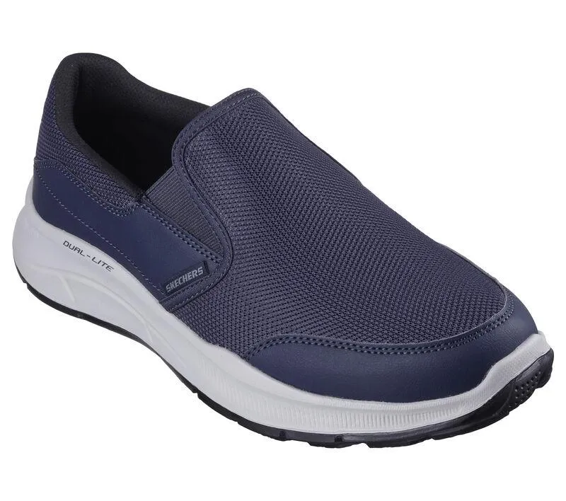 Herren Weite Passform Skechers 232515 Equalizer 5.0 Langlebige Trainingsschuhe