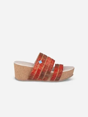 Meine veganen Kork-Keil-Sandalen | Ziegelrot