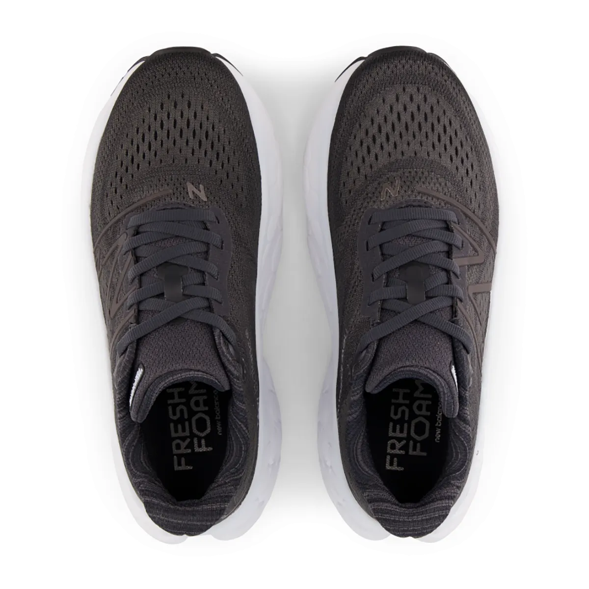 New Balance Fresh Foam X More V4 - Schwarz