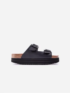 Plum Damen-Sandalen mit veganem Fußbett | Matt Schwarz