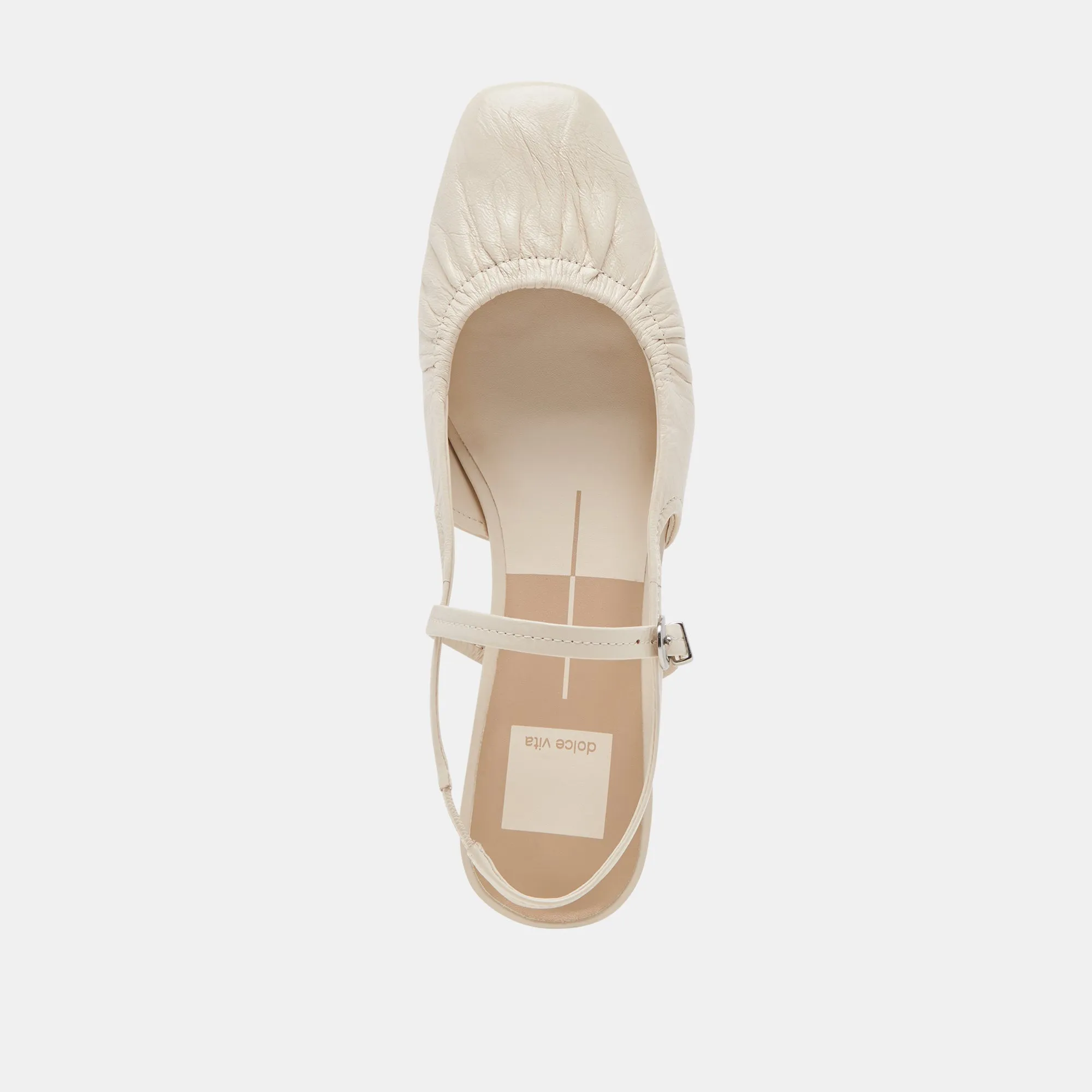 RIANNE FLATS ELFENBEIN KRÄUSELNDES GLANZLEDER
