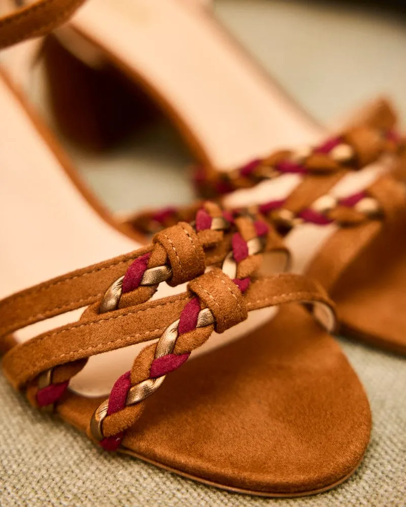 Saleccia Recycelte Vegane Wildleder-Pumps mit Absatz | Kamel