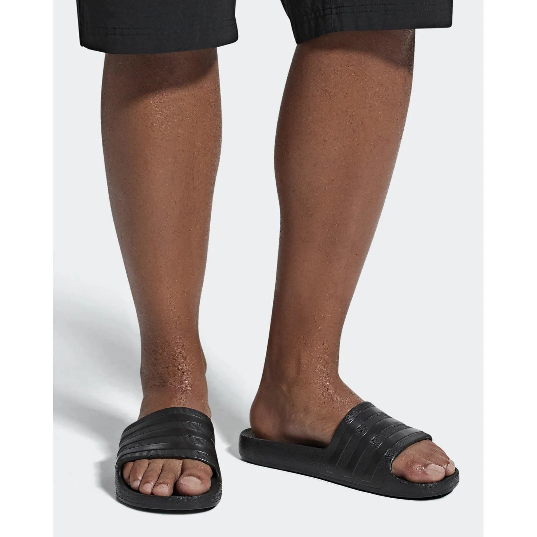 Schuhe Adidas Fußbekleidung Herren adidas Adilette Aqua Schlappen - Schwarz