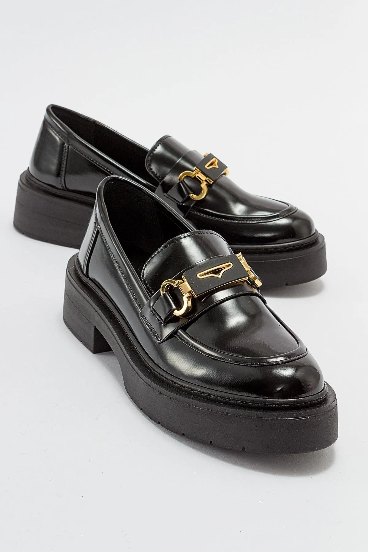 Simone Vegan-Leder Bit-Plattform-Loafers | Hochglanz Schwarz