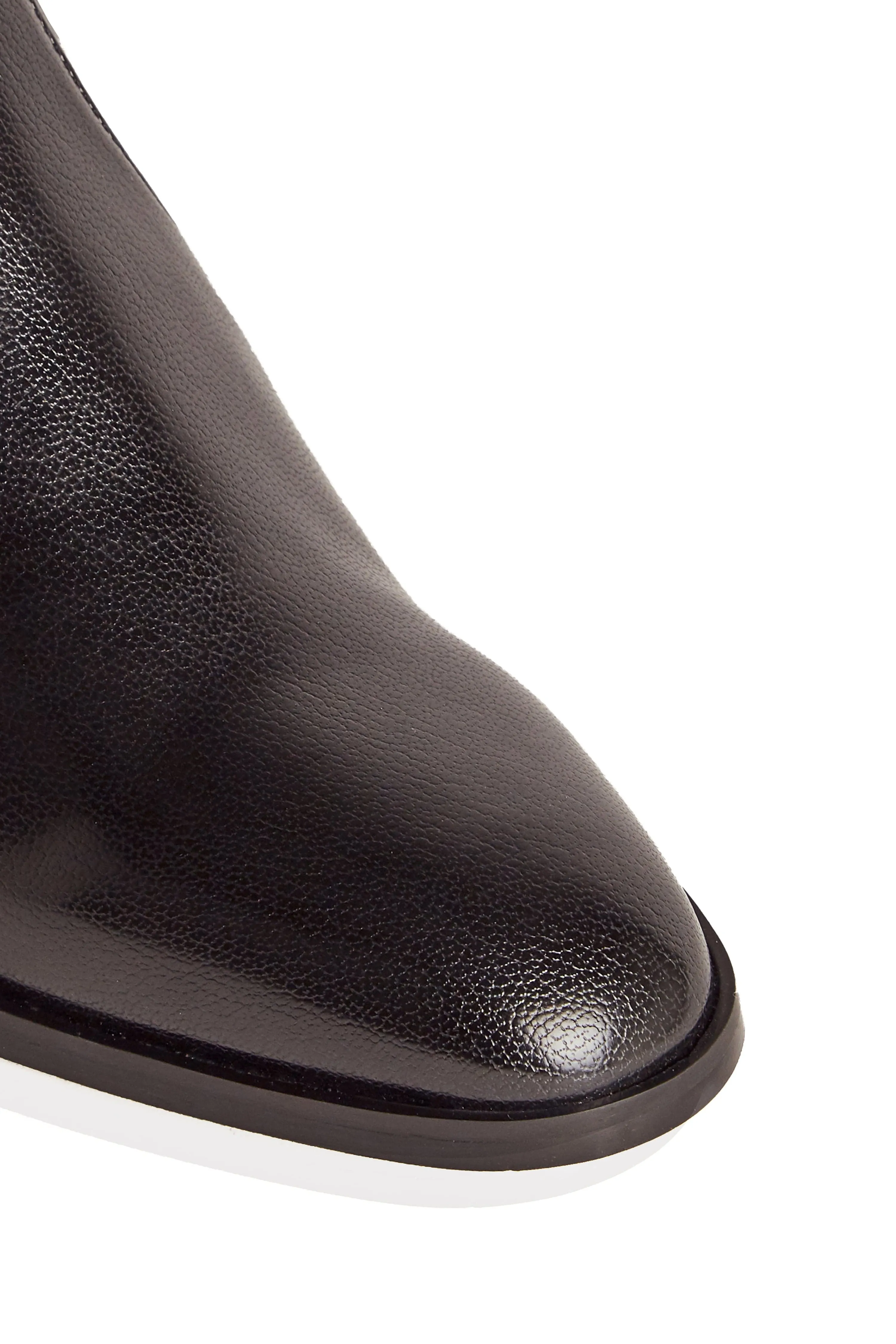 Steffy Veganes Leder Stiefeletten mit niedrigem Absatz | Schwarz