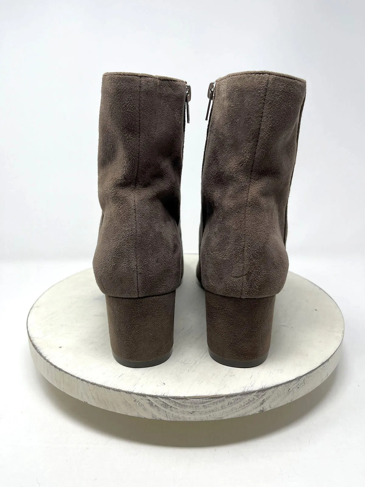 Steven Von S.M. Größe 11 Hellbraune Blumenbestickte Stiefel NWOB