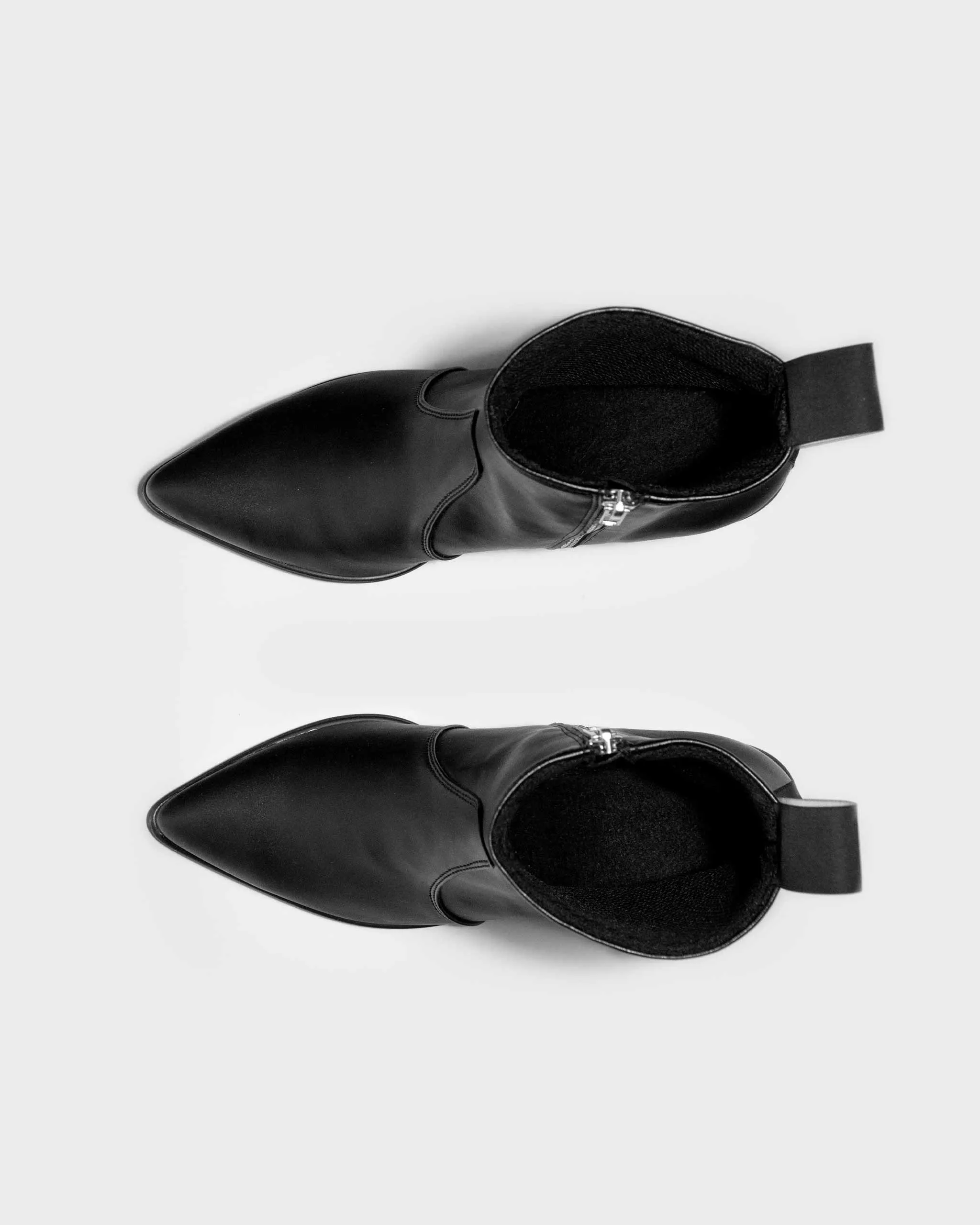 Swan Nr.1 Desserto® Kaktusleder Vegane Knöchelstiefel | Schwarz