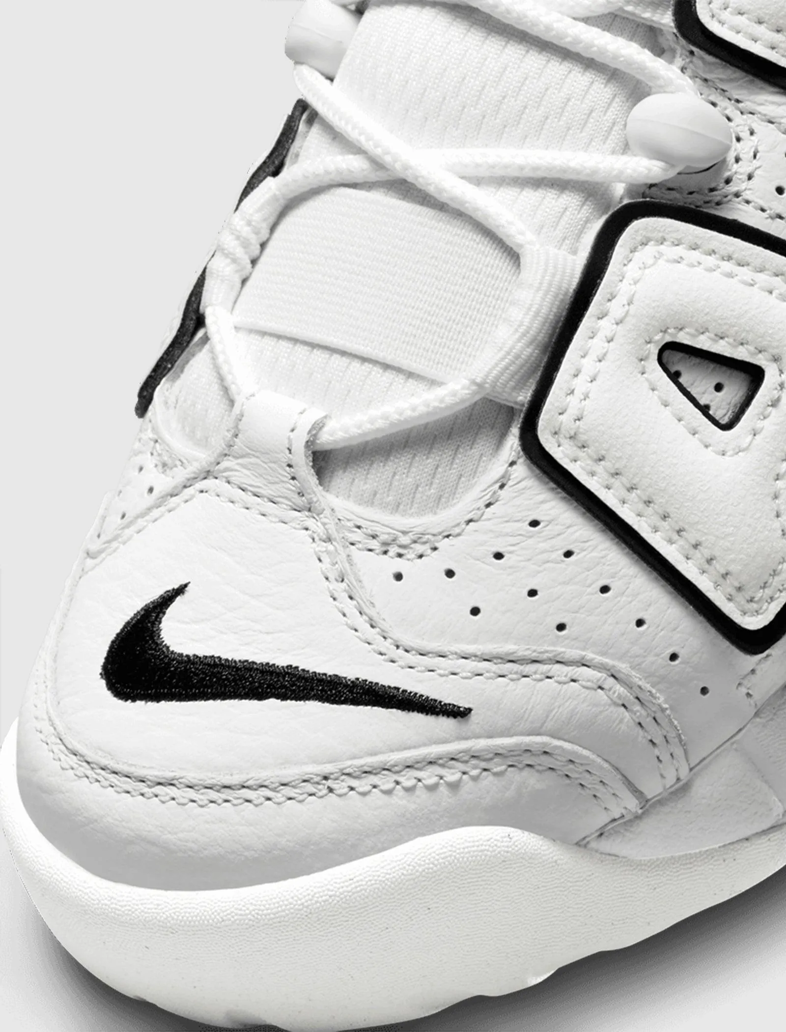 NIKE AIR MORE UPTEMPO FÜR DAMEN